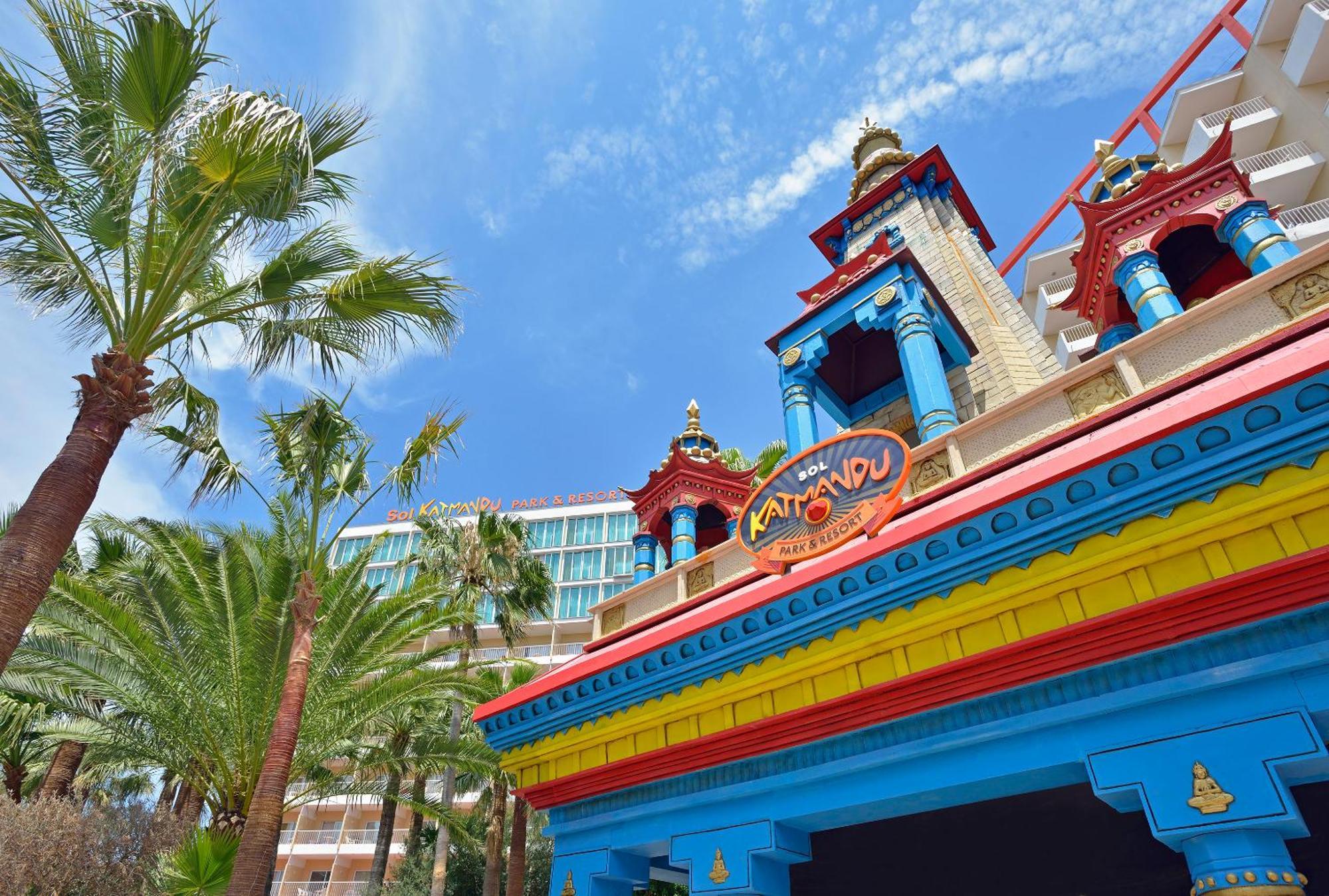 Sol Katmandu Park & Resort Magaluf  Esterno foto